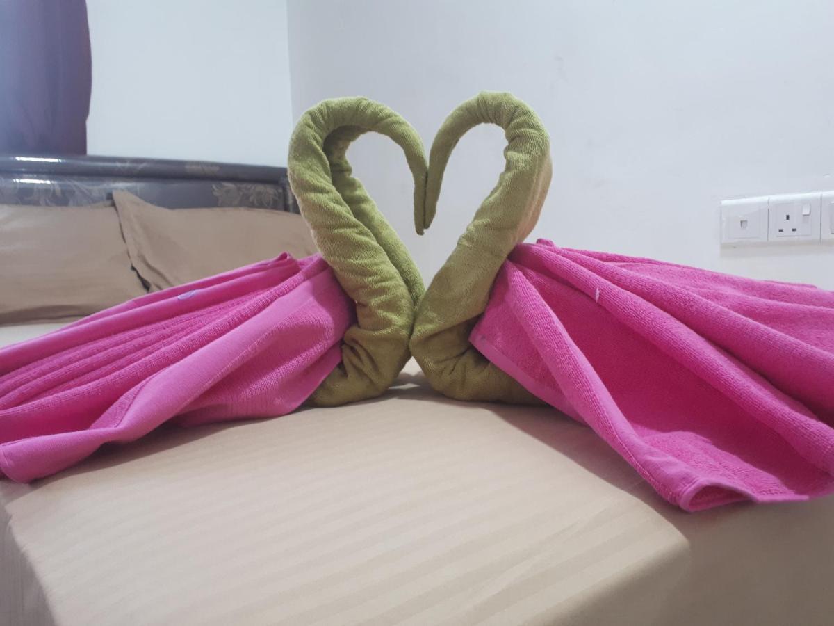 Royal Motel Коломбо Екстериор снимка